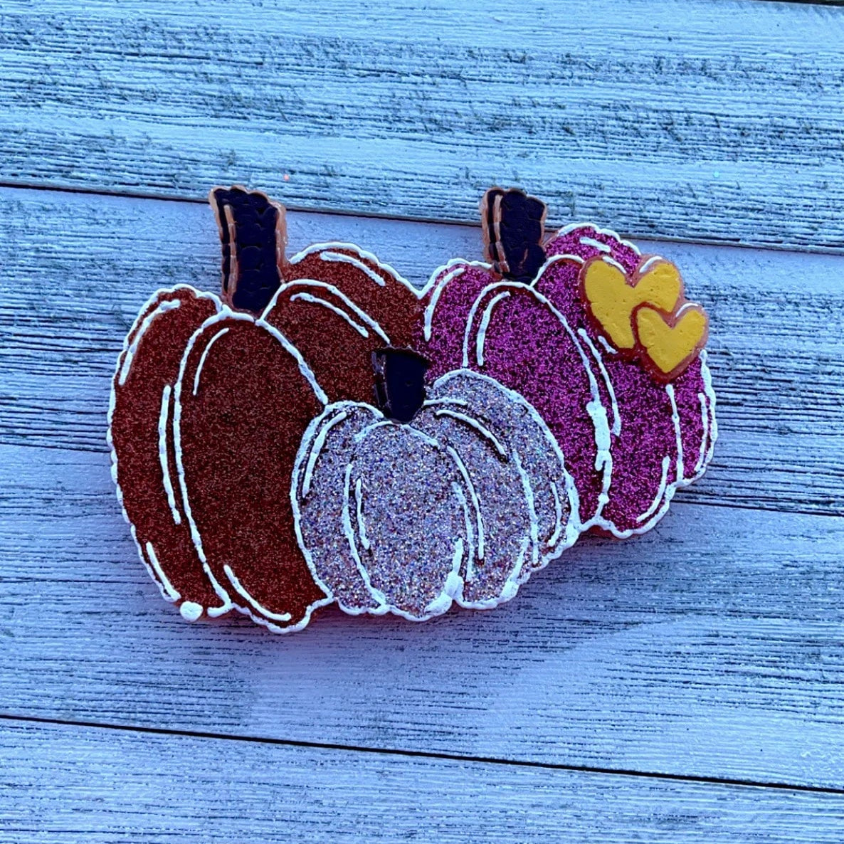 3 Pumpkins with Hearts